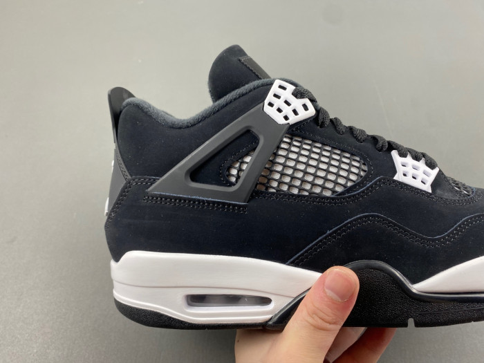 Air Jordan 4 "White Thunder" FQ8138-001