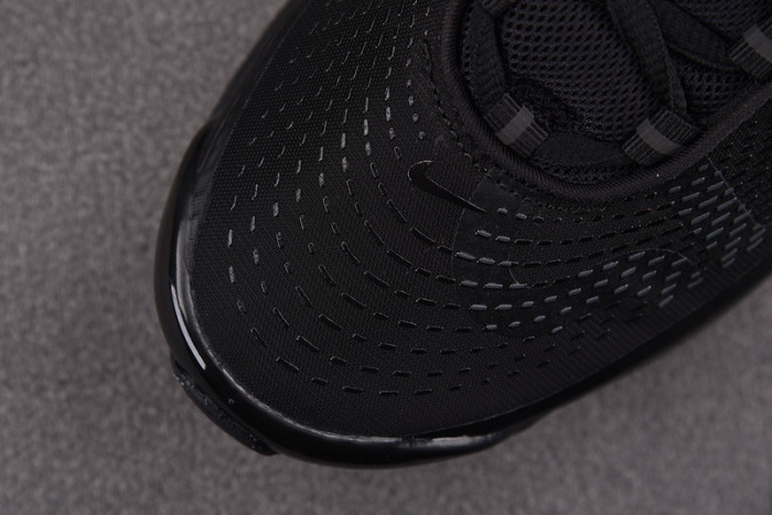 nike air max dn S*p*e black fz4044-001