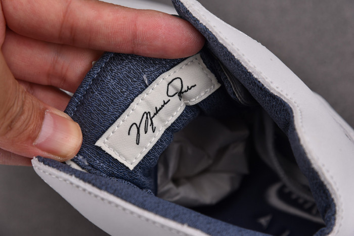 A Ma Maniere x Air Jordan 5 Diffused Blue (Women