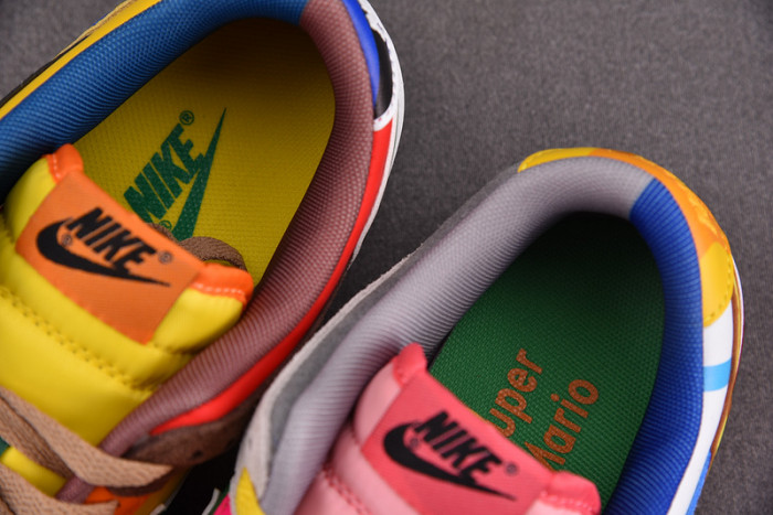 Nike Dunk Low SE what the mario DH0952-100