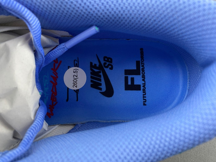 Nike SB Dunk Low Futura Laboratories Bleached Aqua  HF6061-400