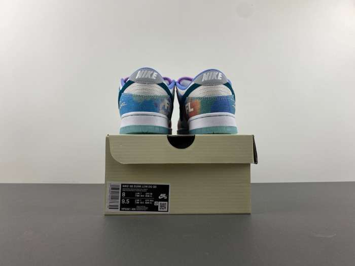 Nike SB Dunk Low Futura Laboratories Bleached Aqua  HF6061-400