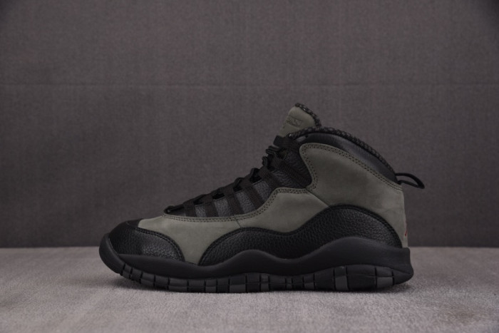 Air Jordan 10 Retro Shadow (2025) HJ6779-001