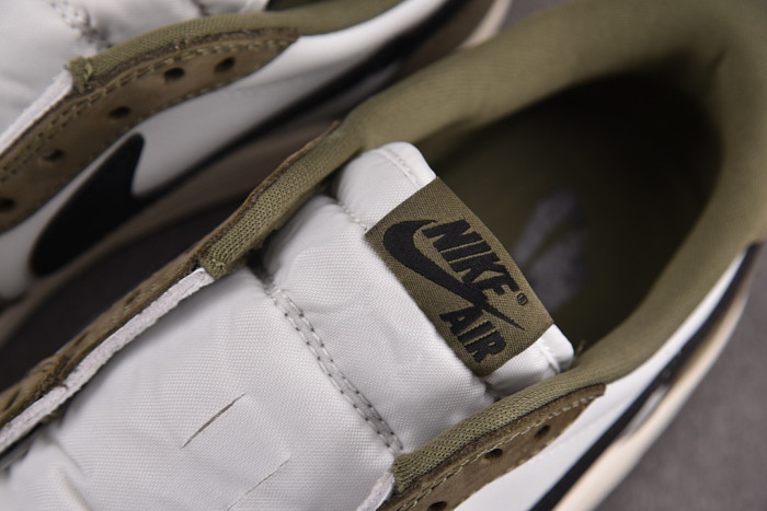 Air Jordan 1 Retro Low OG Medium Olive HQ6998-200