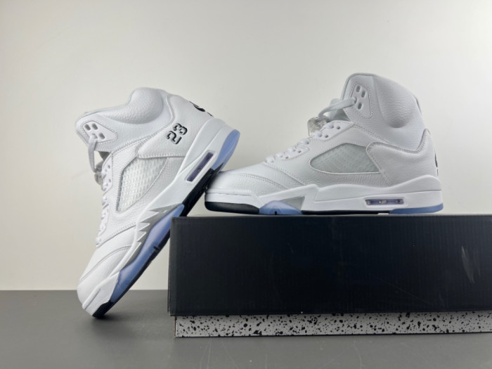 Air Jordan 5 Retro White Metallic (2026) HQ7978-103