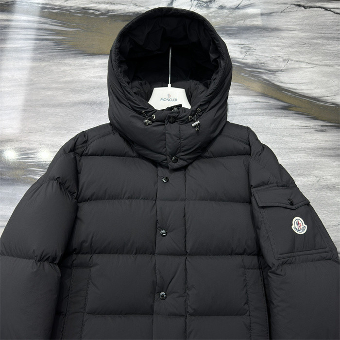 M0*C1ER DOWN JACKET