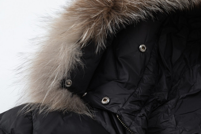 M0*C1ER DOWN JACKET