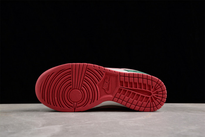 Nike Dunk Low SE All Petals United Fir Green (Women