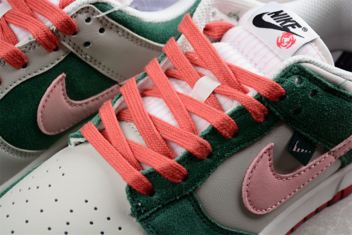 Nike Dunk Low SE All Petals United Fir Green (Women