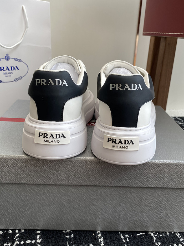 PRAD SNEAKER