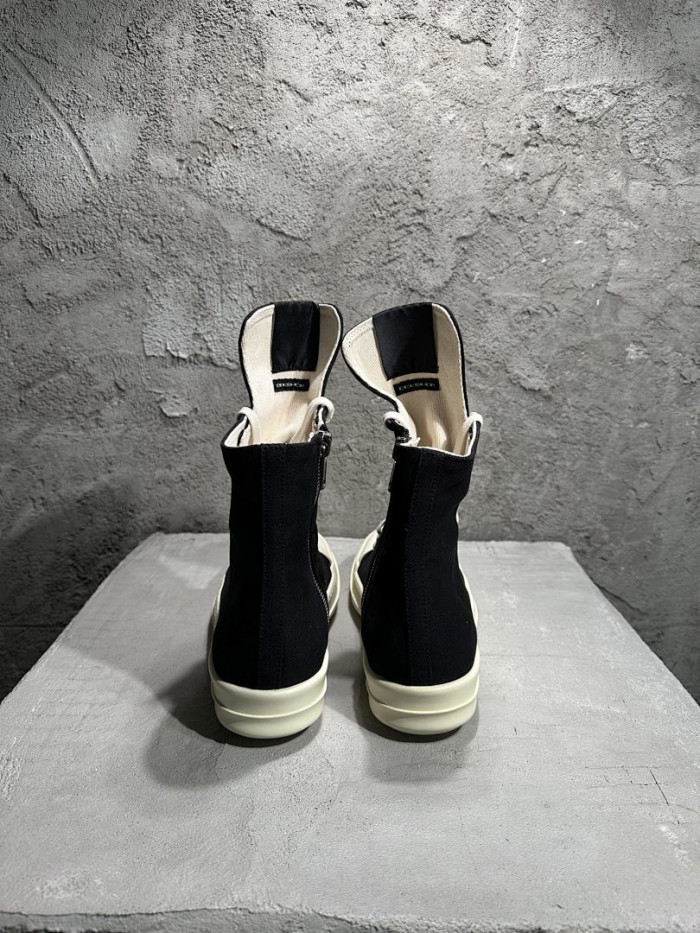 R1CK OWEN& HOLLYWOOD (CANVAS)