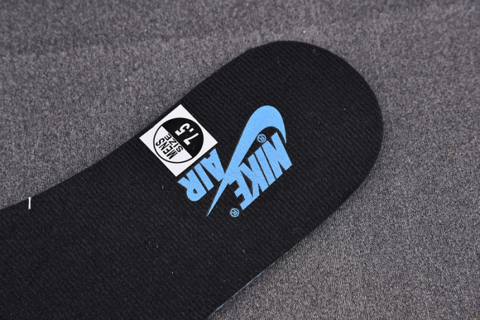 AIR JORDAN 1 HIGH OG “UNIVERSITY BLUE” 555088-134